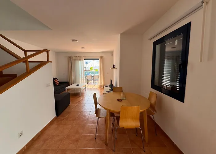 Papagayo House Villa *